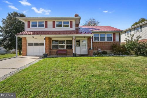 908 S Cass St, MIDDLETOWN, DE, 19709-1337 | Card Image