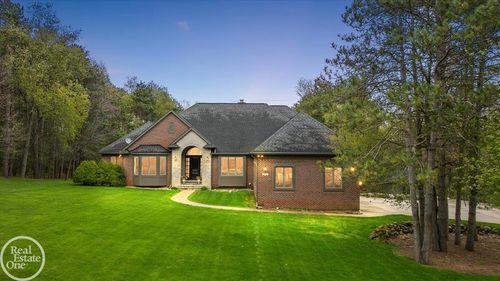 170 Fern Dr, Addison Township, MI, 48367-4283 | Card Image