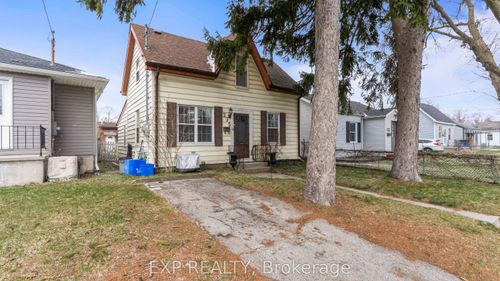 205 East St, London, ON, N5Z2S1 | Card Image