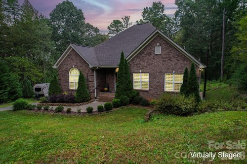 10604 Russet Pl, Charlotte, NC, 28227-0119 | Card Image