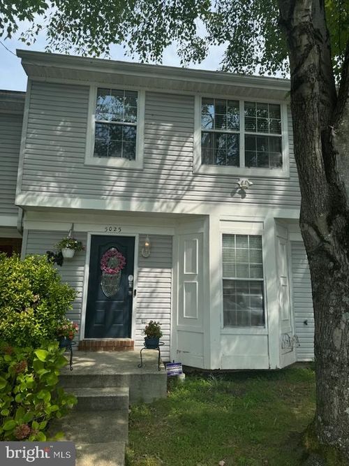 5025 Buena Vista Dr, MONTCLAIR, VA, 22025-3052 | Card Image