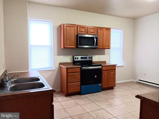 333 W Abbott St, Home with 3 bedrooms, 2 bathrooms and null parking in Lansford PA | Image 10