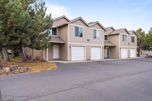 1470 Sw 16th St, Redmond, OR, 97756-2927 | Card Image
