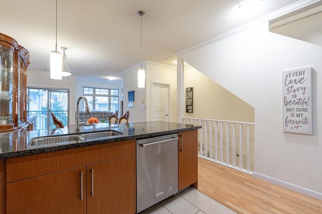42 - 245 Francis Way, Townhouse with 3 bedrooms, 2 bathrooms and 2 parking in New Westminster BC | Image 11