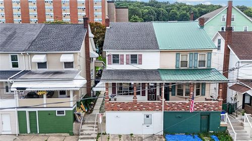 408 E Patterson St, Lansford, PA, 18232-1621 | Card Image
