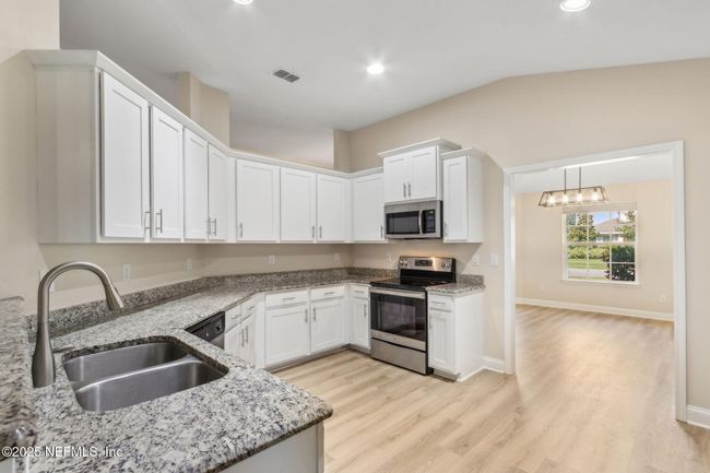 78262 Saddle Rock Rd, House other with 4 bedrooms, 2 bathrooms and null parking in Yulee FL | Image 16