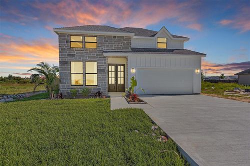 825 Road 5501, Cleveland, TX, 77327-5988 | Card Image