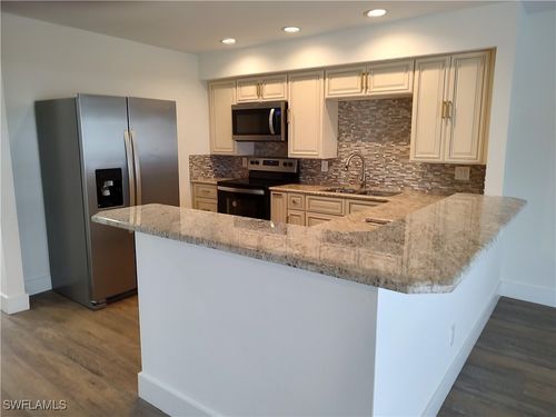 apt-2b-4520 Se 6th Pl, CAPE CORAL, FL, 33904-5562 | Card Image