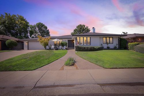 2656 American River Drive, Sacramento, CA, 95864 | Card Image
