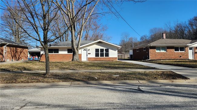 223 Maplelawn Dr, House other with 4 bedrooms, 3 bathrooms and null parking in Berea OH | Image 21