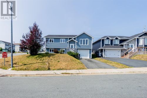 61 Trails End Dr, Paradise, NL, A1L2K3 | Card Image