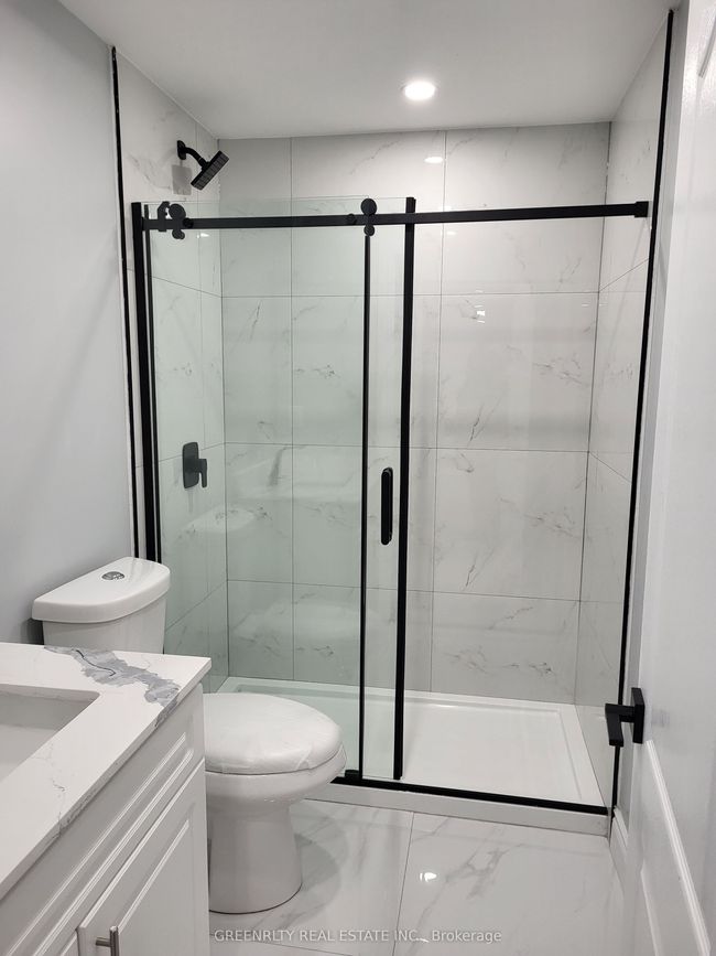 LOWER - 714 Halbert Dr, House other with 2 bedrooms, 1 bathrooms and 1 parking in Shelburne ON | Image 4