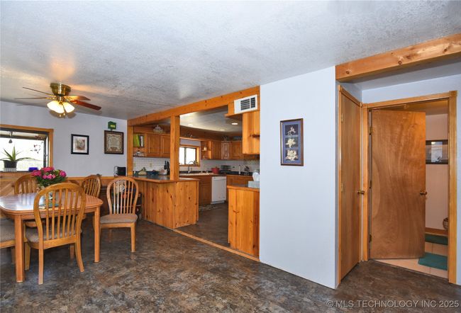 20536 S 417 Th West Ave, House other with 4 bedrooms, 2 bathrooms and null parking in Bristow OK | Image 21