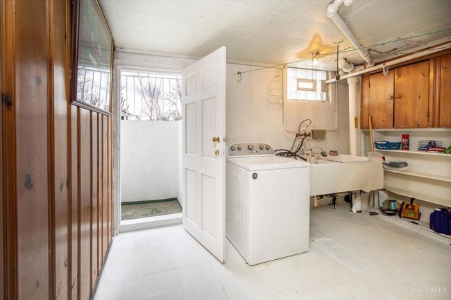 3369 W Galbraith Rd, House other with 3 bedrooms, 1 bathrooms and null parking in Colerain Twp OH | Image 55