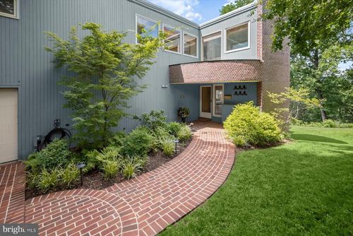 5004 River Hill Rd, BETHESDA, MD, 20816-2239 | Card Image