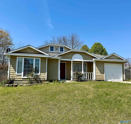 105 Shoals Point Trl, Madison, AL, 35757-6815 | Card Image