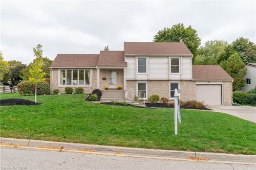 2 Lisa Lane, Guelph, ON, N1H7H7 | Card Image