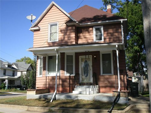 71 Lafayette St, Waterloo, IA, 50703-3425 | Card Image