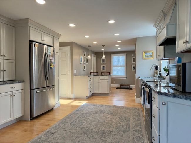 26 Taft Rd, House other with 4 bedrooms, 2 bathrooms and 8 parking in Weymouth MA | Image 5