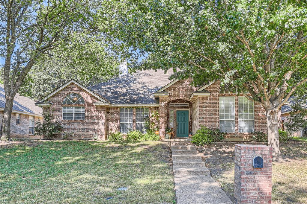 Red Fern Dr, Arlington, TX 76001