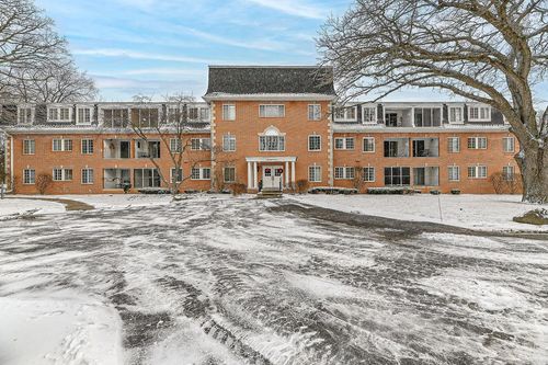 202-12990 W Bluemound Road, Elm Grove, WI, 53122 | Card Image