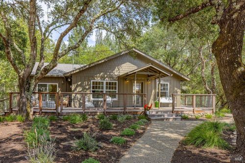 1988 Jameson Rd, Healdsburg, CA, 95448-8228 | Card Image