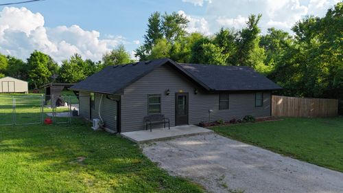 312 W North St, Mountain Grove, MO, 65711-1925 | Card Image