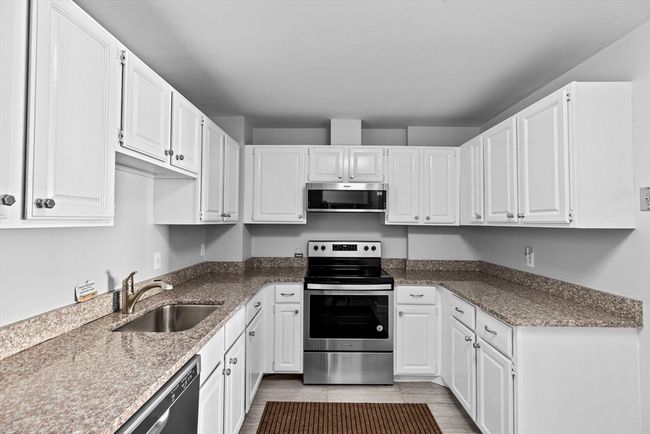 APT-404 - 9 Park Ave, Condo with 2 bedrooms, 2 bathrooms and 1 parking in Hull MA | Image 4