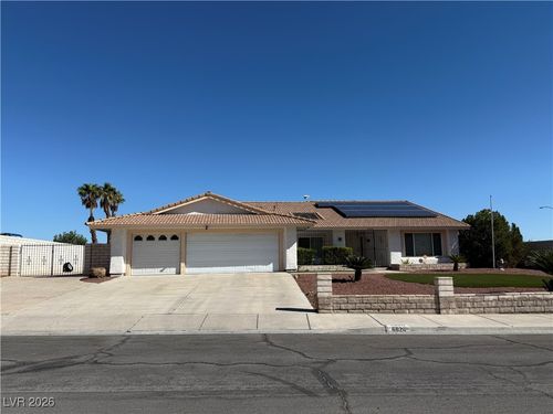 6820 Patayan Rd, Las Vegas, NV, 89146-6575 | Card Image
