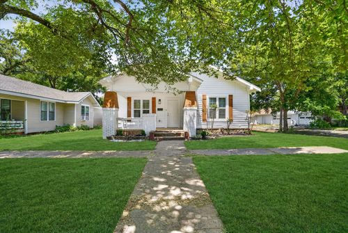 1515 Nw 1st Ave, Mineral Wells, TX, 76067-3506 | Card Image