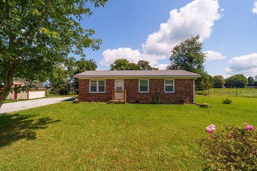 143 Claudene Qualls Ln, Rickman, TN, 38580-2137 | Card Image
