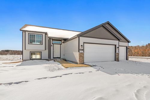 6613 Granby St, North Branch, MN, 55056-6005 | Card Image