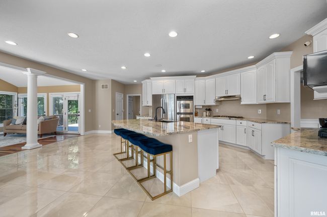 7 Pinehurst Ct, House other with 4 bedrooms, 4 bathrooms and null parking in Coal Valley IL | Image 24