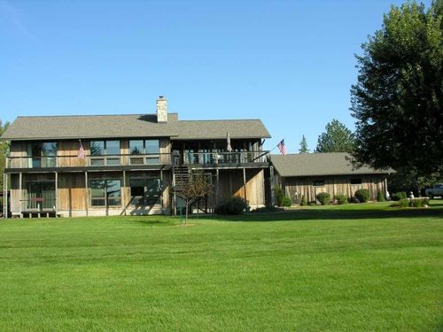 2010 Quarry View Ln, Osage, IA, 50461-8575 | Card Image