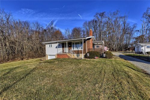 365 Rocktown Rd, Tarrs, PA, 15688-2128 | Card Image