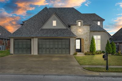 461 E 129th Place S, House other with 4 bedrooms, 3 bathrooms and null parking in Jenks OK | Image 2