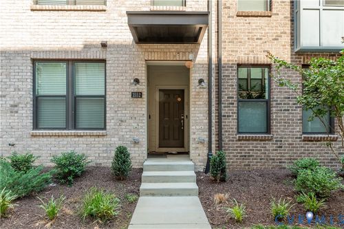 b-1552 Moore St, Richmond, VA, 23220-2245 | Card Image