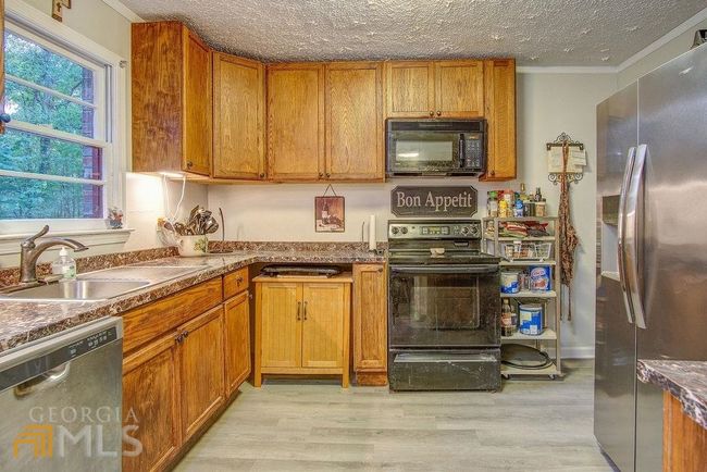8203 Blacks Bluff Rd Sw, House other with 2 bedrooms, 2 bathrooms and 5 parking in Cave Spring GA | Image 14