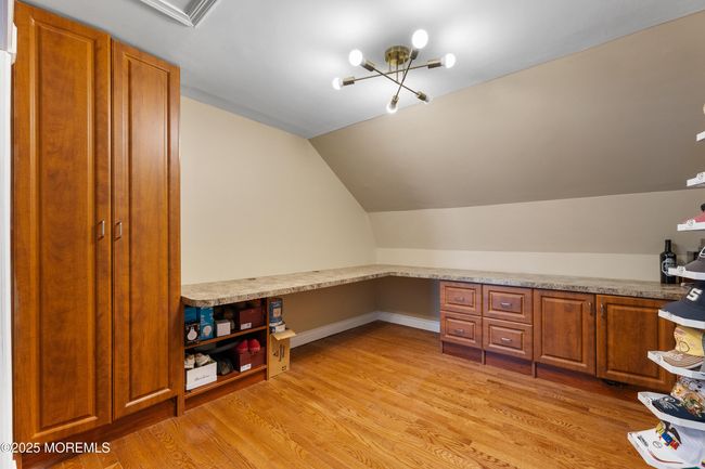 21 Homestead Cir, House other with 5 bedrooms, 4 bathrooms and null parking in Marlboro NJ | Image 49