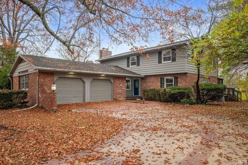 2508 W Twickingham Dr, Muncie, IN, 47304-1045 | Card Image