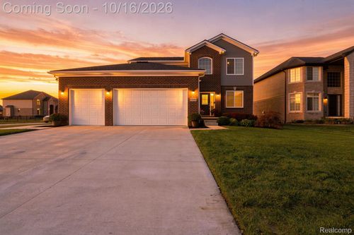 52658 Char Marie Dr, Macomb, MI, 48042-1312 | Card Image