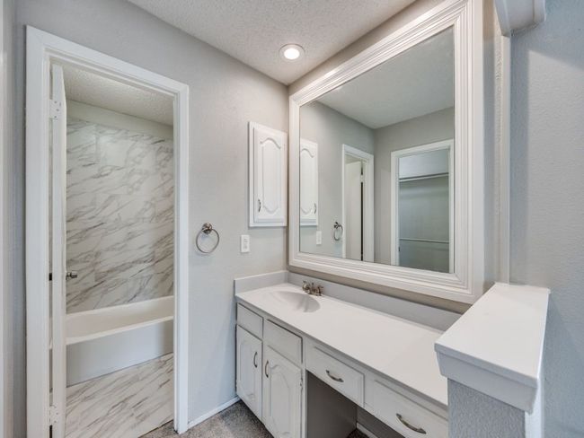 2623 Summertree Dr, House other with 3 bedrooms, 3 bathrooms and null parking in Carrollton TX | Image 13