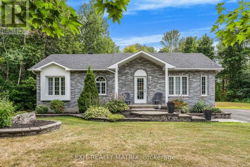 534 De La Bergerie Rd, L'orignal, ON, K0B1K0 | Card Image