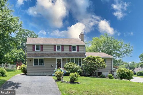 56 Meadowbrook Ave, HATBORO, PA, 19040-4606 | Card Image