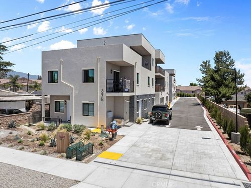 278 N 11th Ave, Upland, CA, 91786 | Card Image