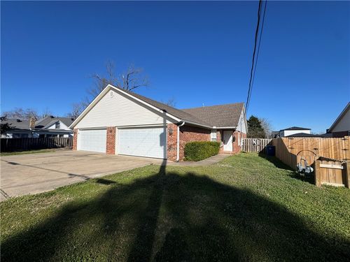 apt-1-910 Nw A St, Bentonville, AR, 72712-4779 | Card Image