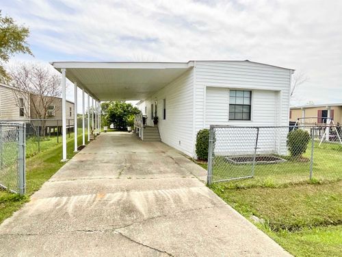 120 Mobile Estates Dr, Gray, LA, 70359-3418 | Card Image