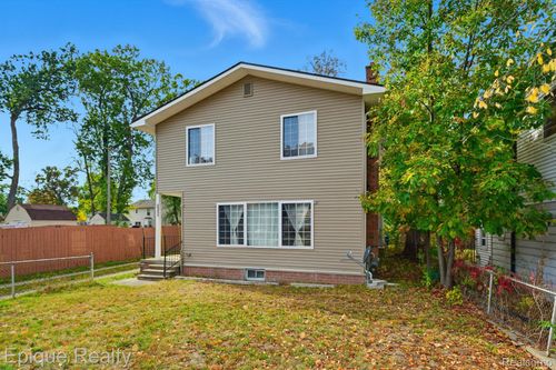 2351 Overridge Ave, Waterford, MI, 48327-1151 | Card Image