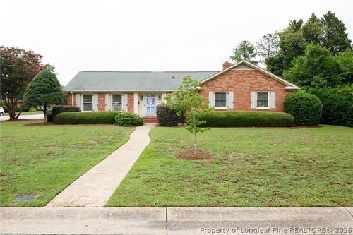 2630 Mirror Lake Dr, Fayetteville, NC, 28303-5212 | Card Image
