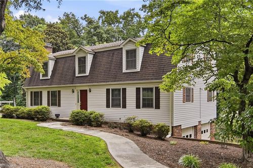 1009 Briarcliff Road, Yadkinville, NC, 27055 | Card Image